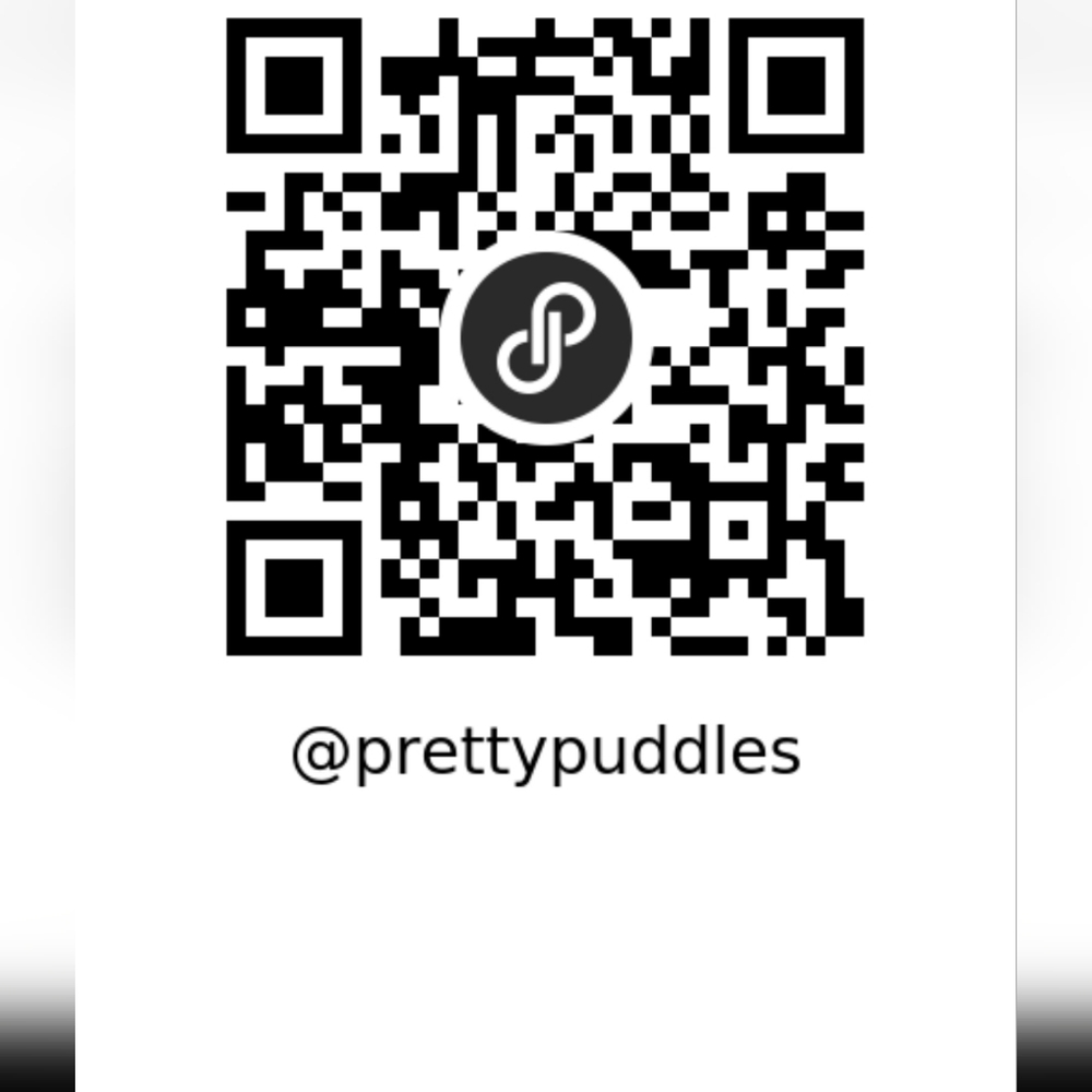 😎 SCAN QR CODE TO EASILY VIEW & ENGAGE IN OUR CLOSET 😎